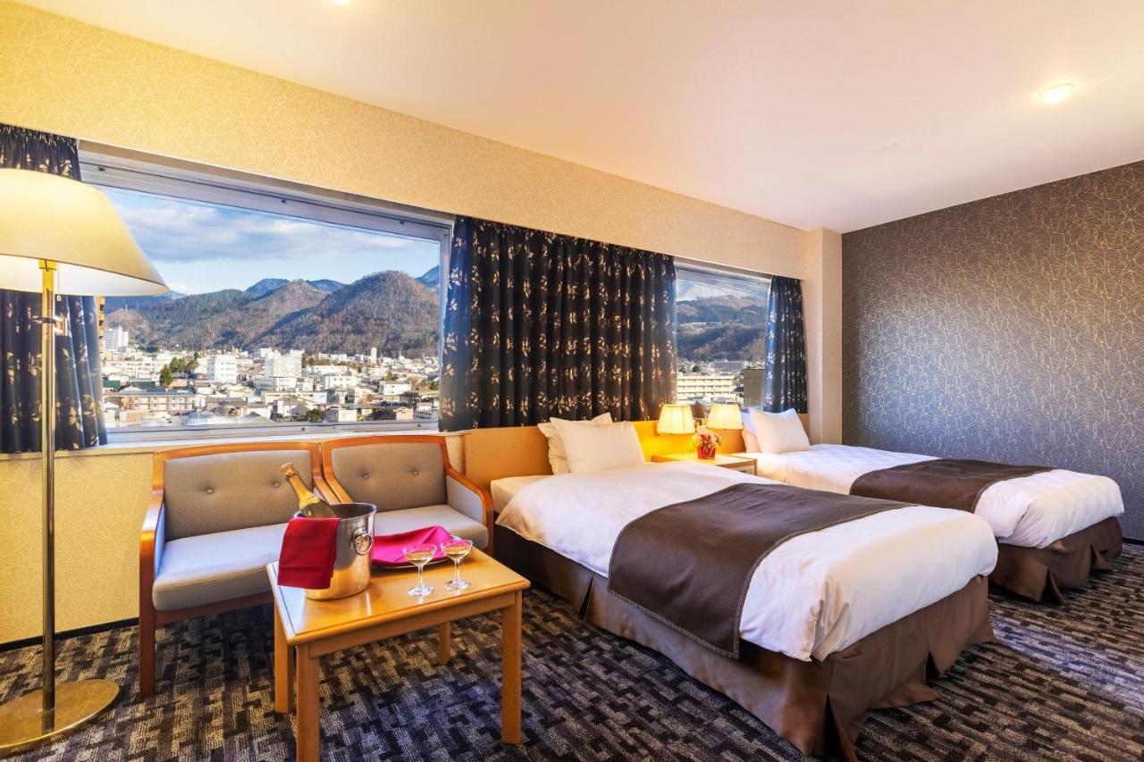 Yamagata Grand Hotel מראה חיצוני תמונה